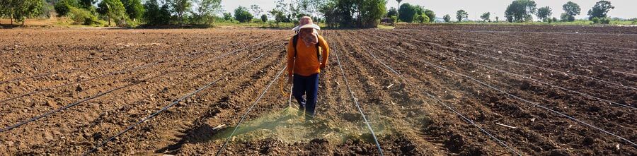 roundup-linked-to-cancer Crops Being Sprayed with RoundUp - RoundUp Linked to Cancer - Defective Product Lawsuits