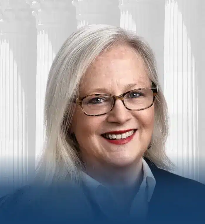 Amelia Silver headshot