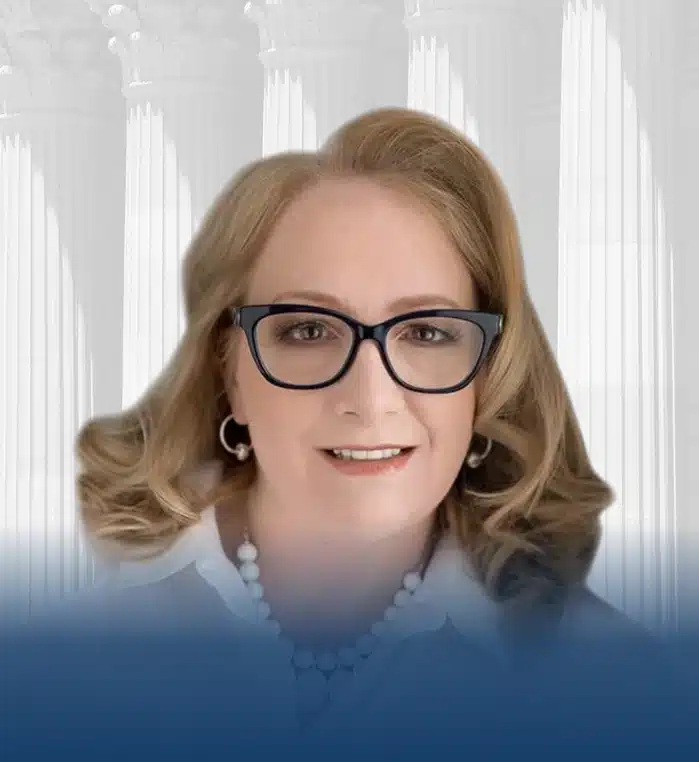 Kelly Magnuson headshot