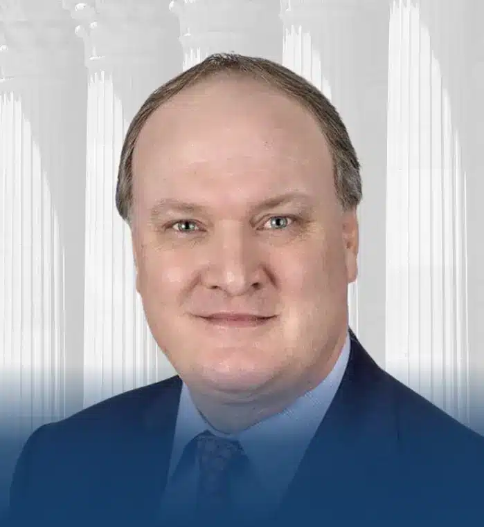 Peter Hickey headshot