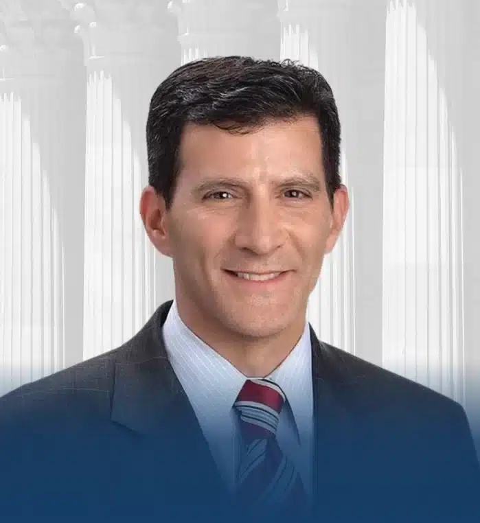 Thomas Mortati headshot